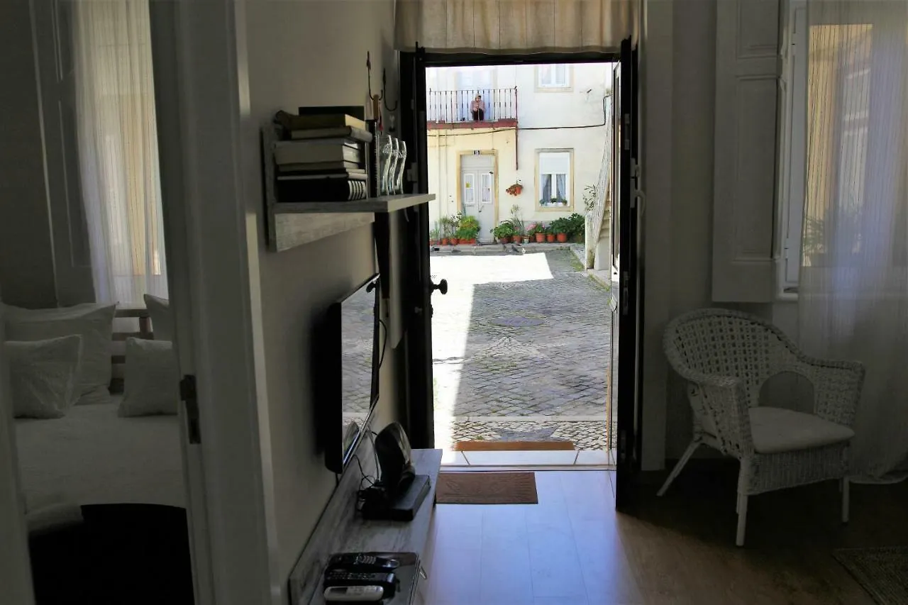 The Back Street Nest Apartment Lisbon