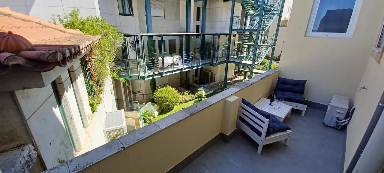 The Back Street Nest Apartment Lisbon